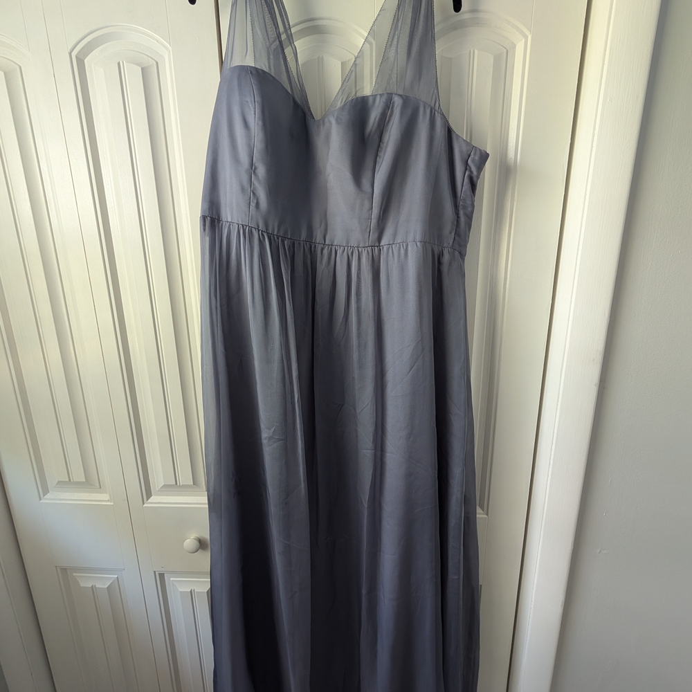 Elegant Gray Dress with Mesh Accents